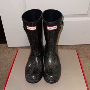 HUNTER RAIN BOOTS